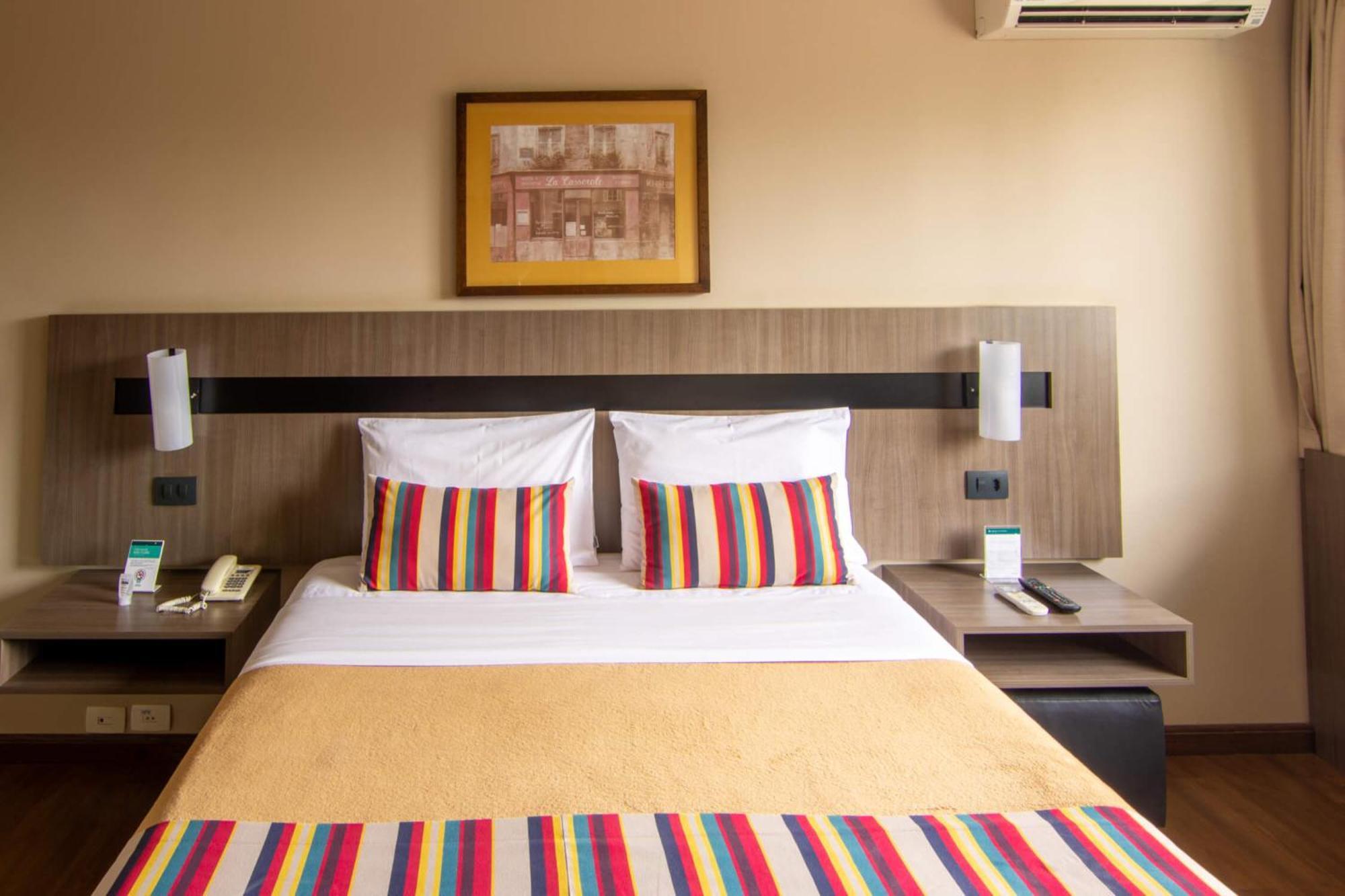 Hotel Deville Express Cascavel Cascavel  Buitenkant foto
